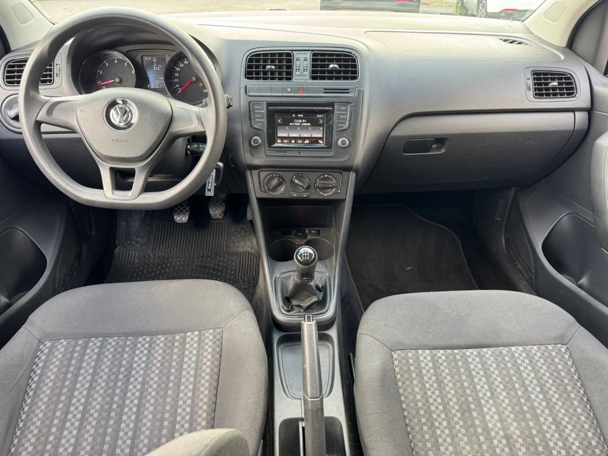 Volkswagen Polo 1.0 MPI 5p. Trendline (12)