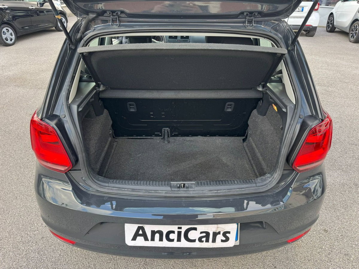 Volkswagen Polo 1.0 MPI 5p. Trendline (17)