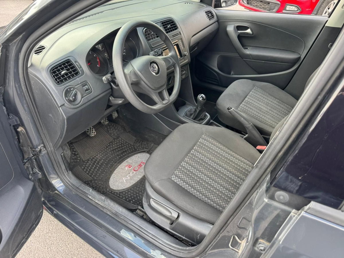 Volkswagen Polo 1.0 MPI 5p. Trendline (5)