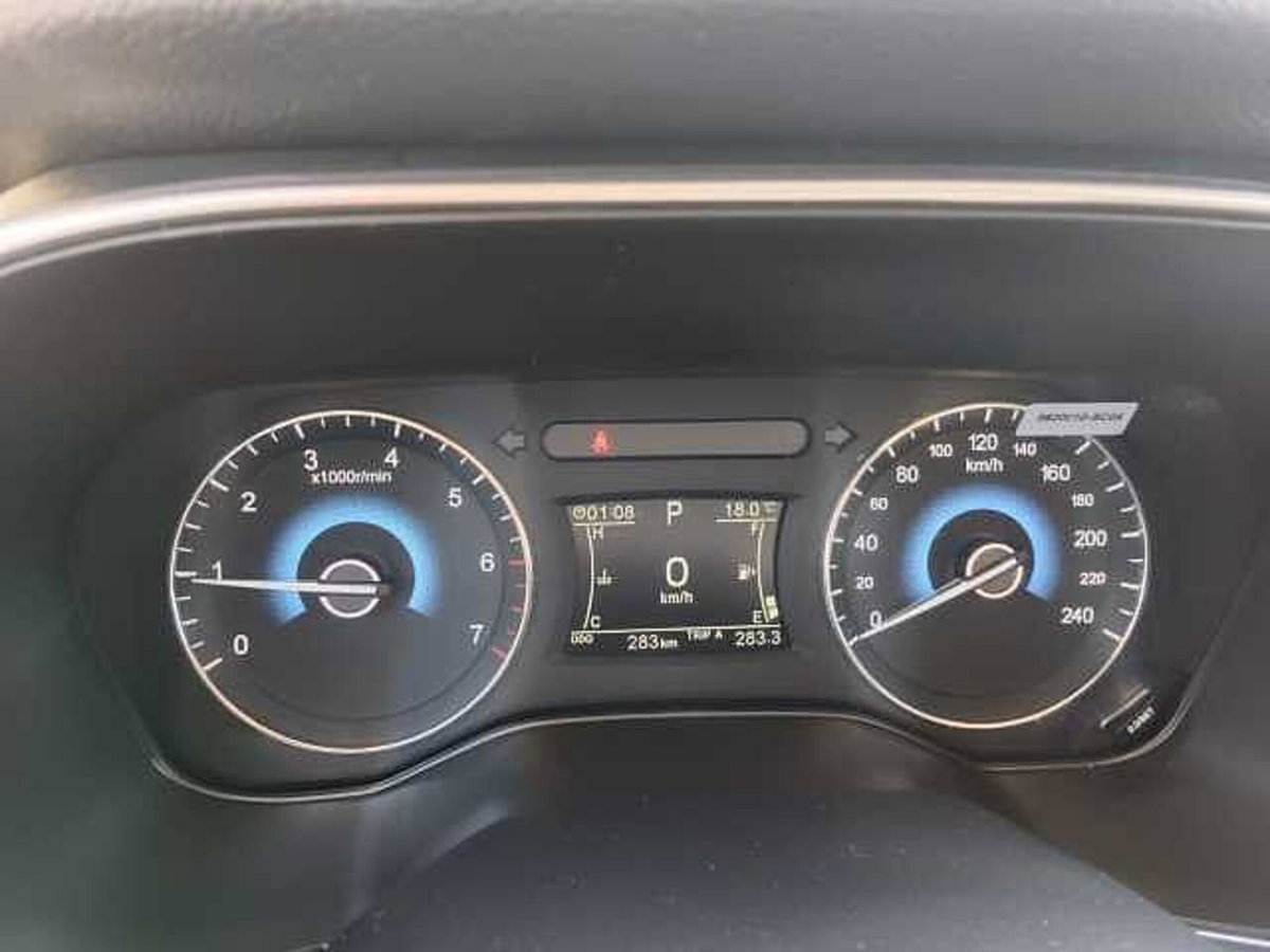 Dfsk Glory 580  1.5 bifuel Gpl cvt (18)