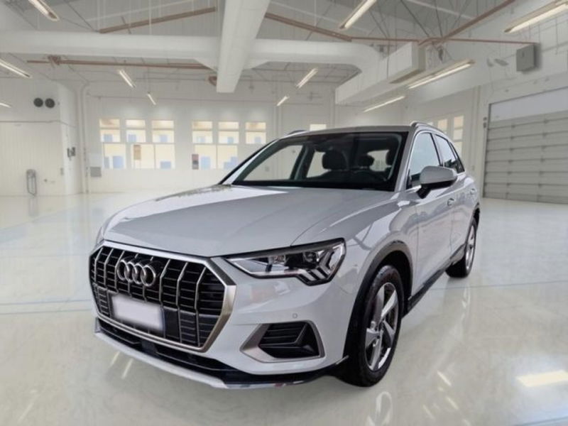 Audi Q3 35 TDI quattro S tronic Business Advanced