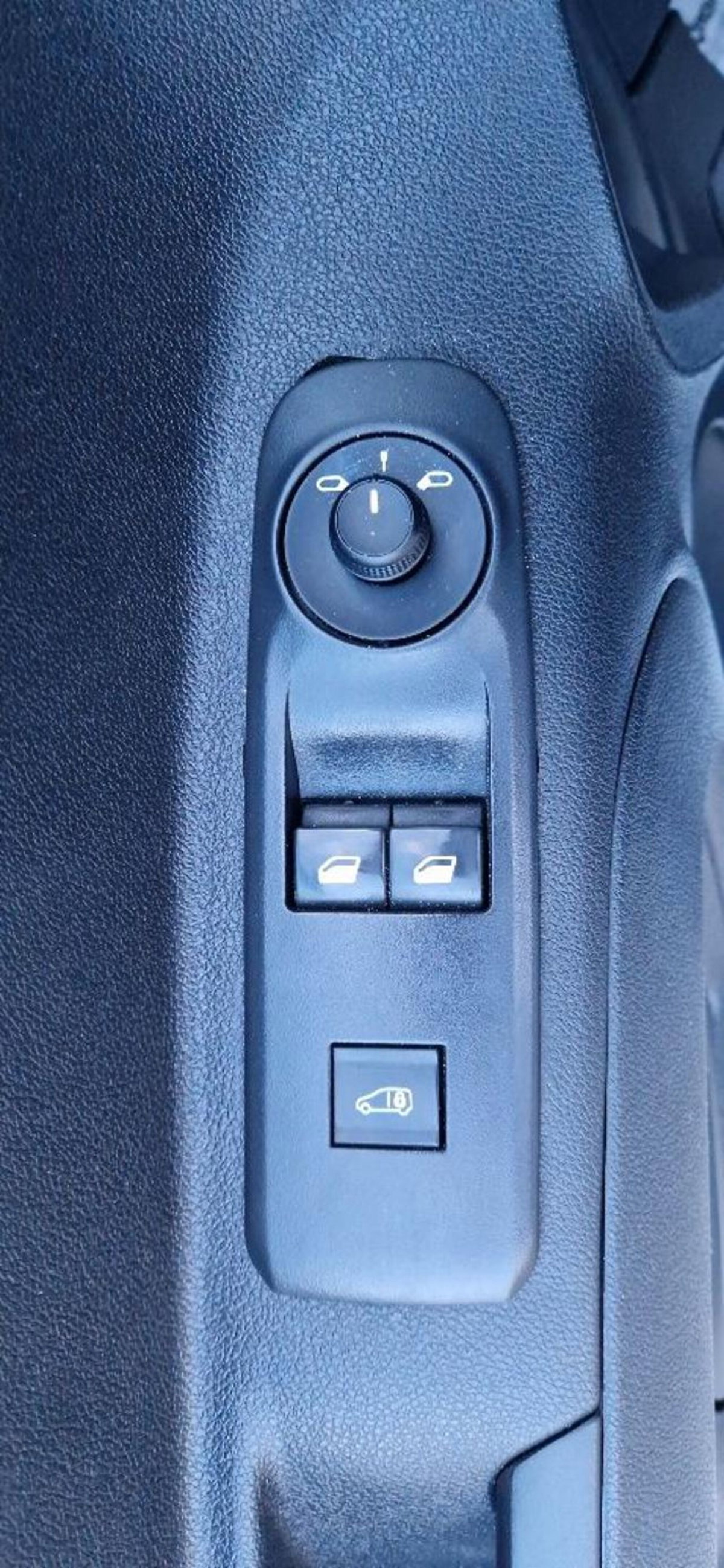 Peugeot Partner Furgone BlueHDi 100 PL Furgone Premium (13)