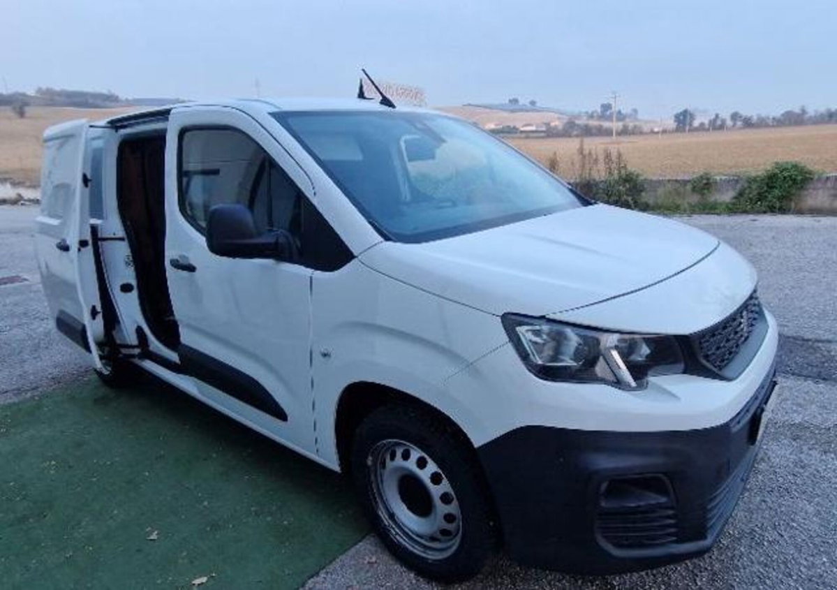 Peugeot Partner Furgone BlueHDi 100 PL Furgone Premium (2)