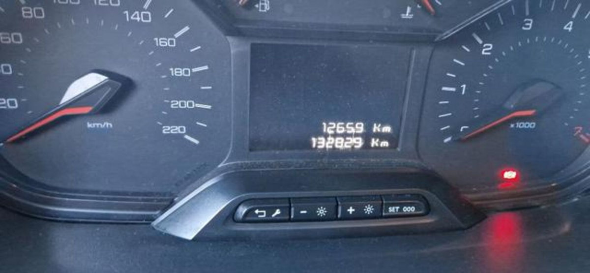 Peugeot Partner Furgone BlueHDi 100 PL Furgone Premium (8)