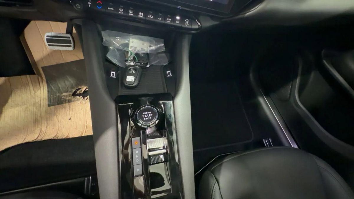 Alfa Romeo Junior elettrica Speciale 156cv (14)
