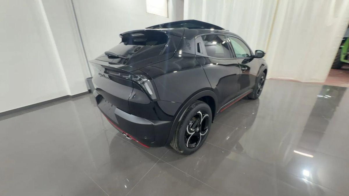 Alfa Romeo Junior elettrica Speciale 156cv (4)