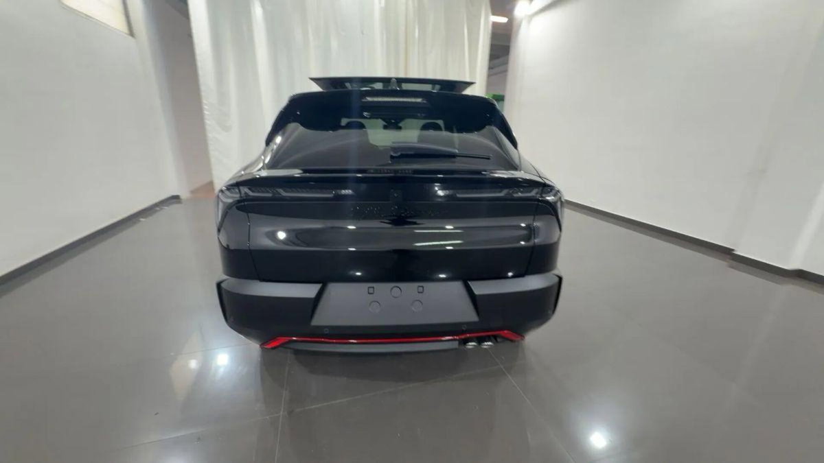 Alfa Romeo Junior elettrica Speciale 156cv (5)