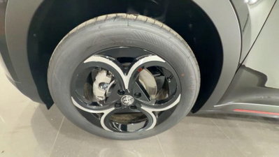Alfa Romeo Junior elettrica Speciale 156cv (8)