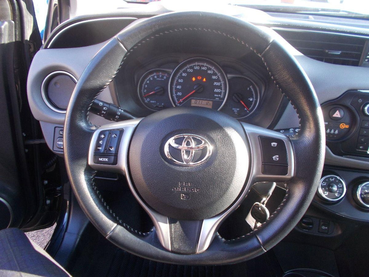 Toyota Yaris 16V cat 5 porte (13)