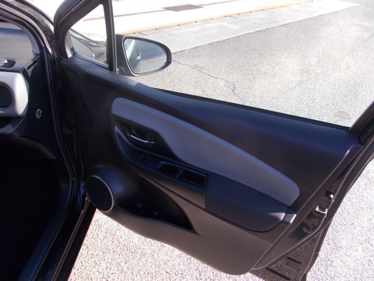 Toyota Yaris 16V cat 5 porte (6)