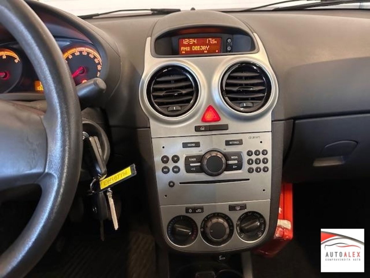 Opel Corsa 1.3 CDTI 75CV ecoFLE3 porte Club (10)