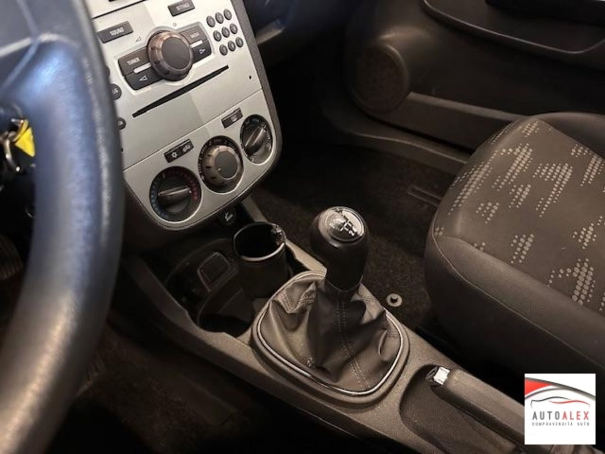Opel Corsa 1.3 CDTI 75CV ecoFLE3 porte Club (11)