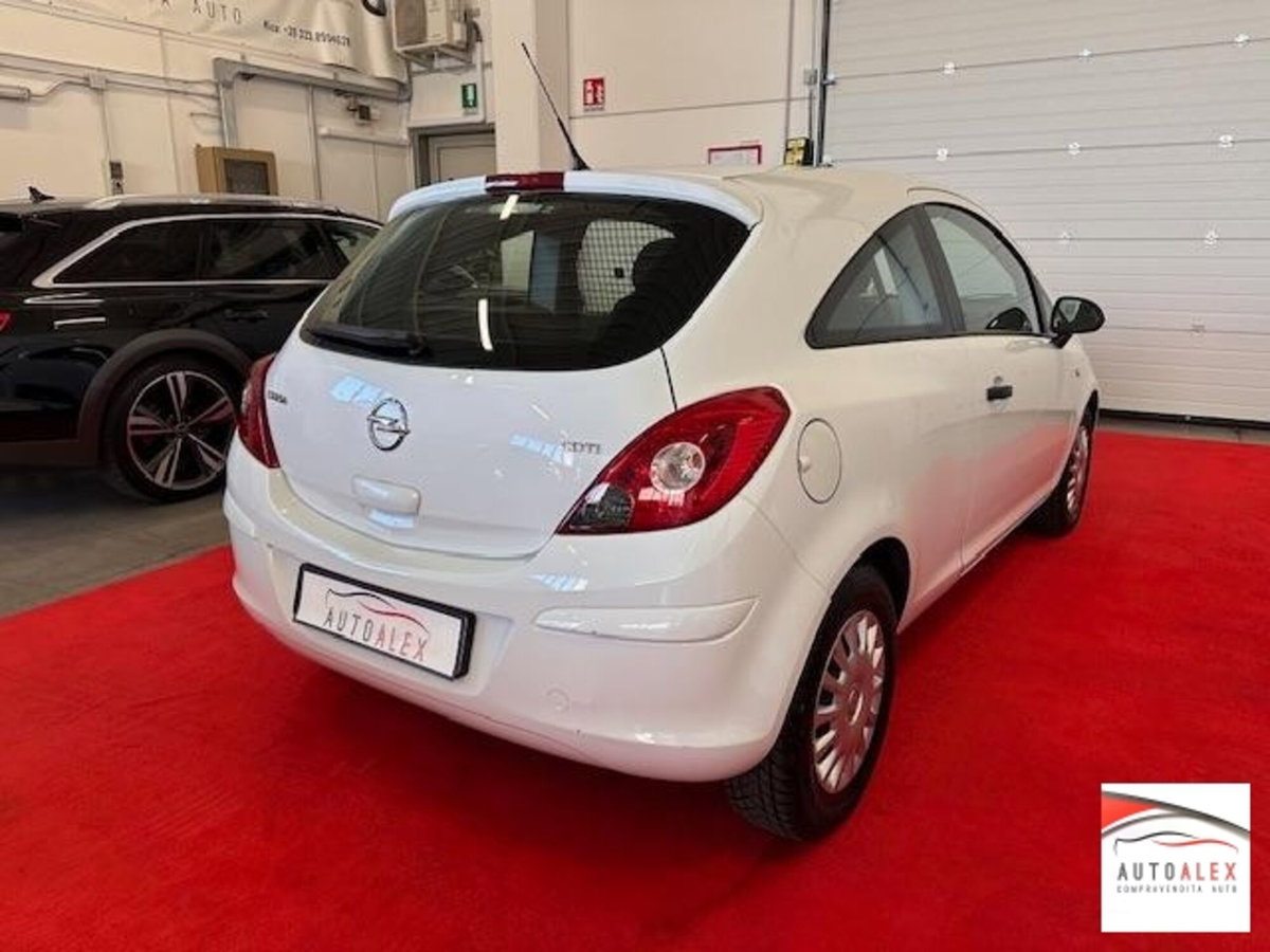 Opel Corsa 1.3 CDTI 75CV ecoFLE3 porte Club (4)