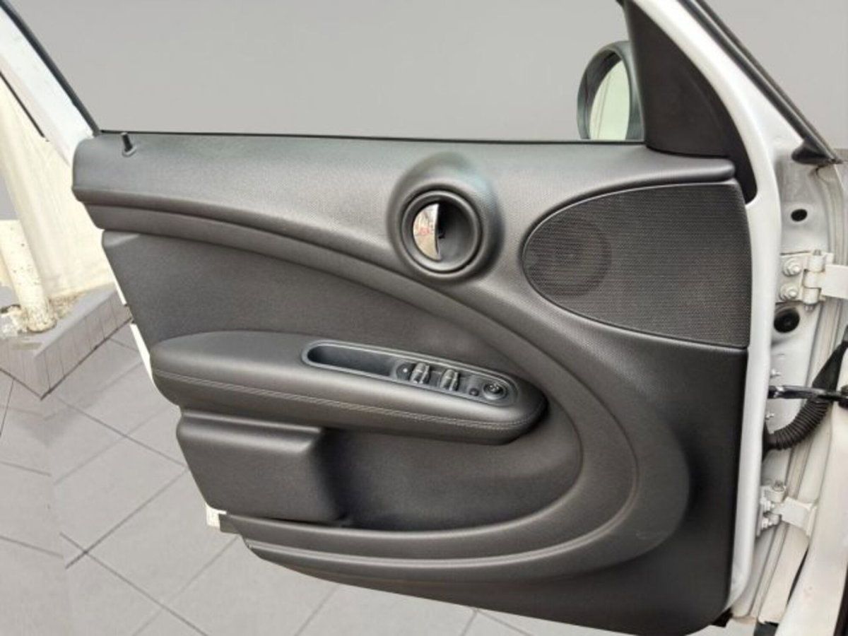 MINI Mini Countryman 1.6 Cooper D Countryman (14)