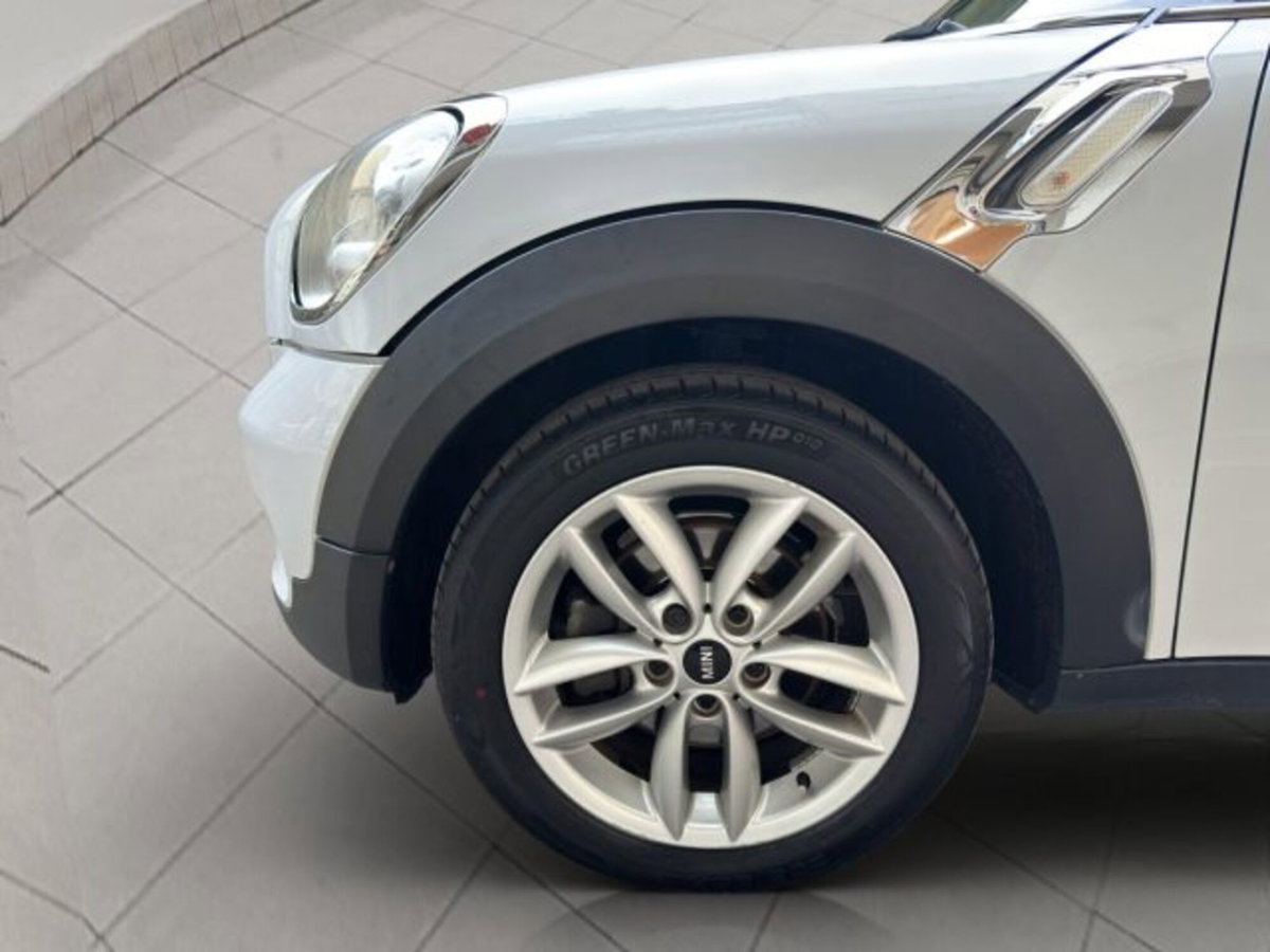 MINI Mini Countryman 1.6 Cooper D Countryman (16)