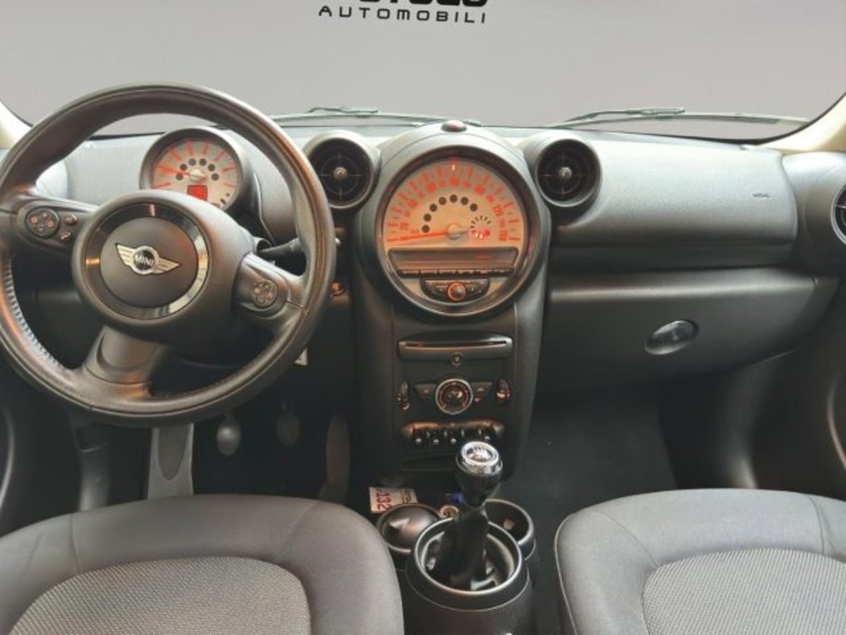 MINI Mini Countryman 1.6 Cooper D Countryman (8)