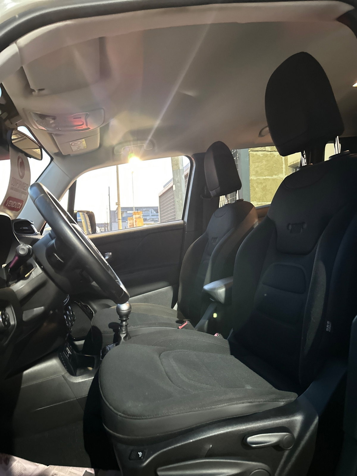 Jeep Renegade 1.6 Mjt Sport (13)
