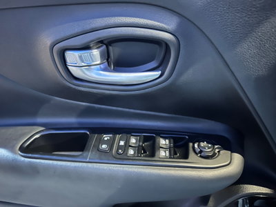 Jeep Renegade 1.6 Mjt Sport (18)