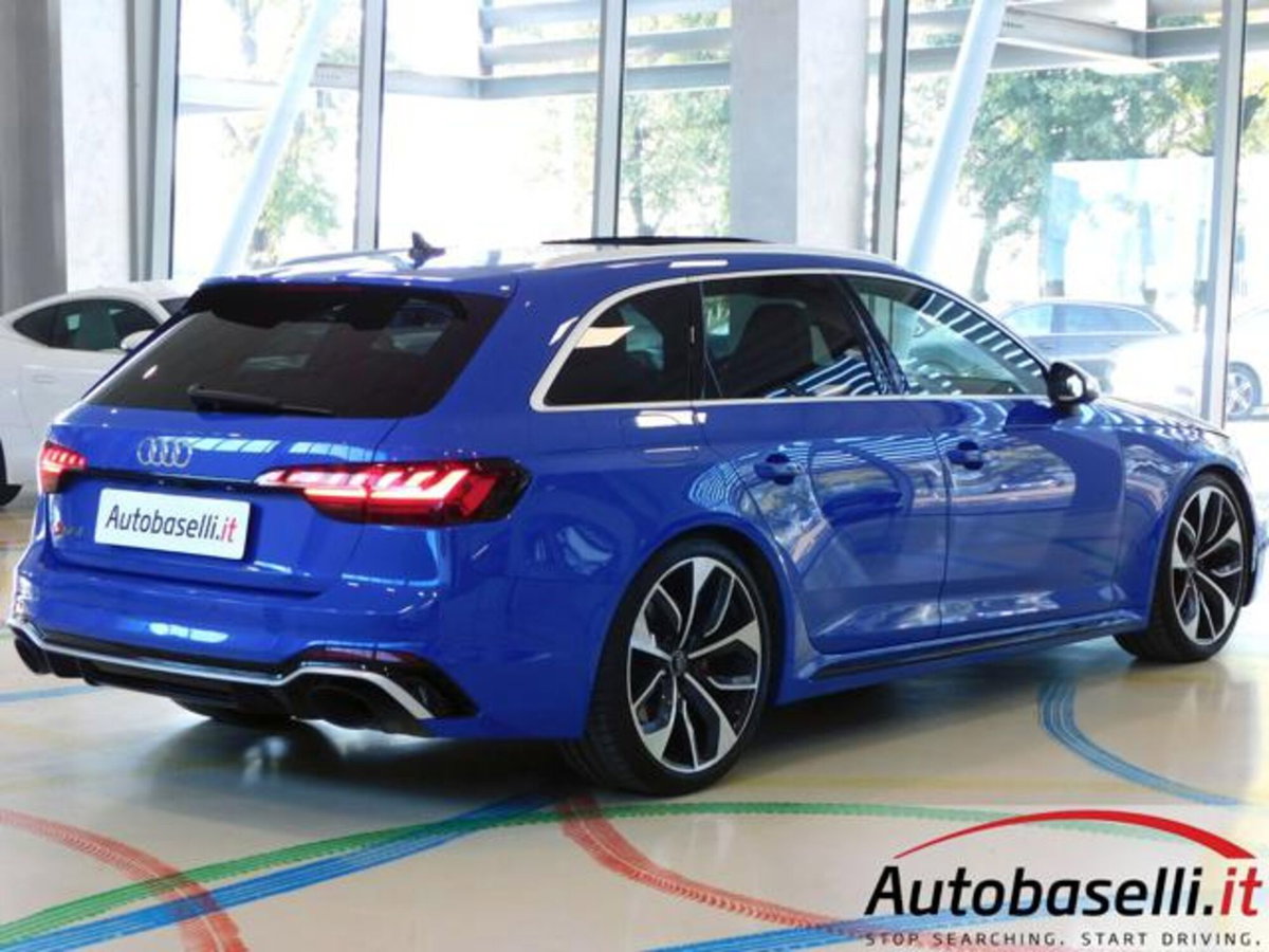 Audi RS 4 Avant 2.9 tfsi competition plus quattro 450cv tiptronic (18)