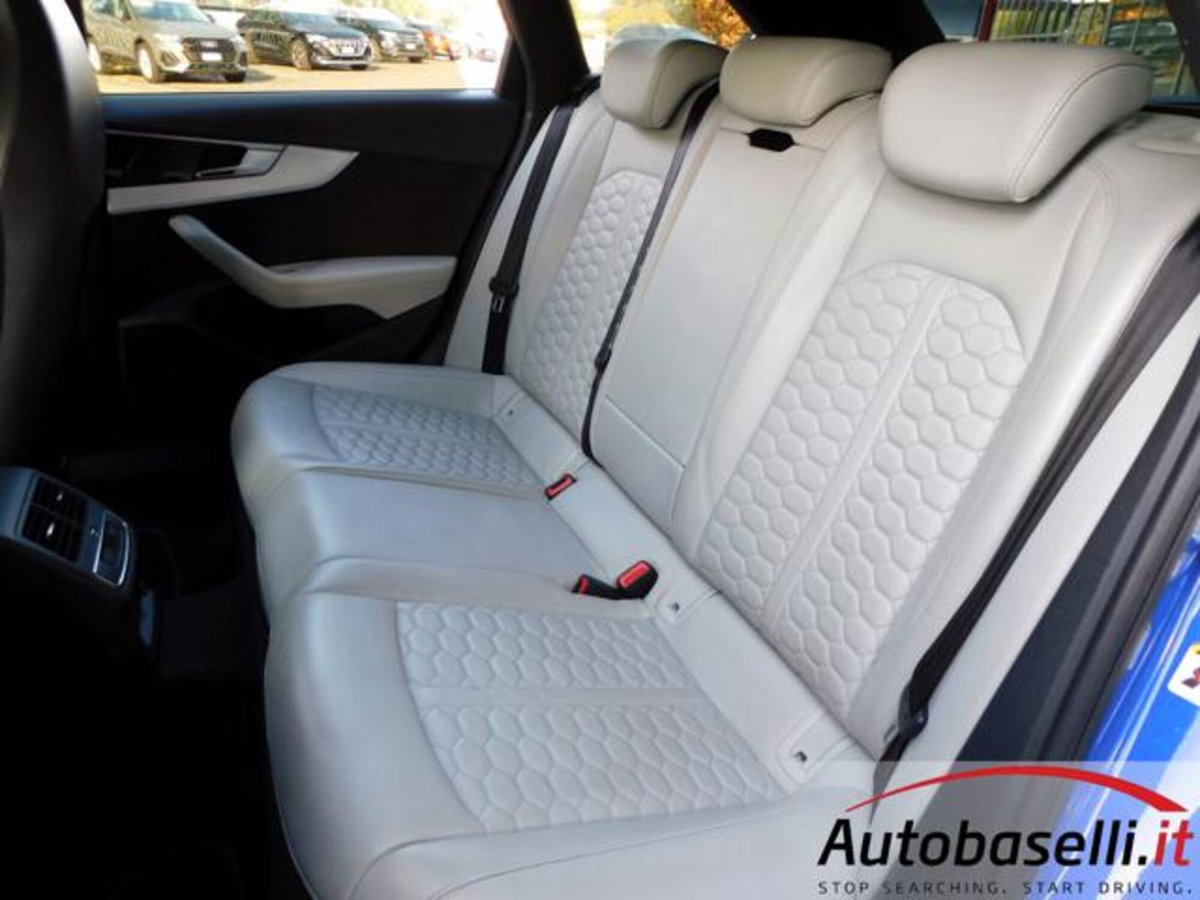 Audi RS 4 Avant 2.9 tfsi competition plus quattro 450cv tiptronic (4)