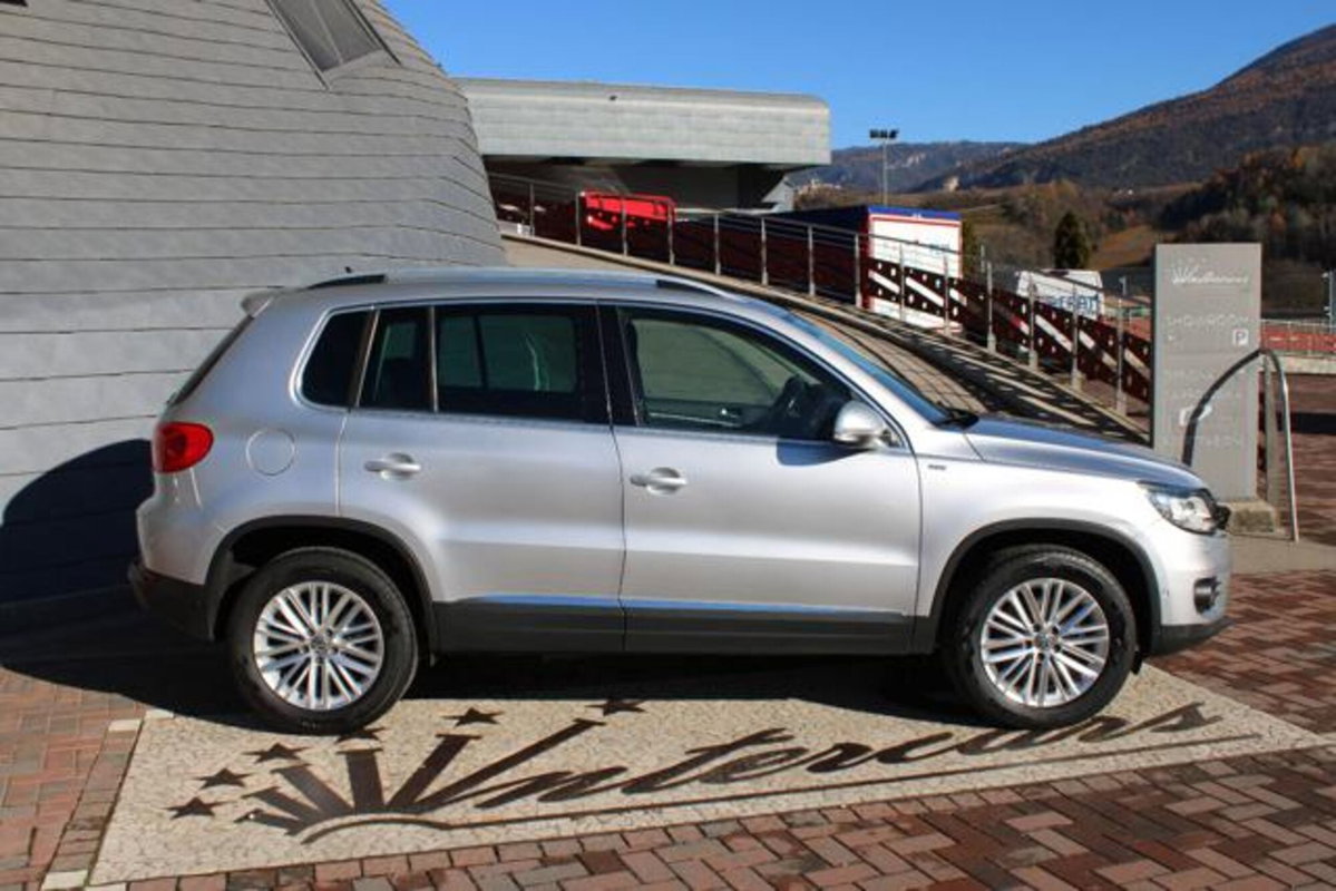 Volkswagen Tiguan 2.0 TDI 177 CV 4MOTION DSG R-Line BlueMotion Tech. (4)