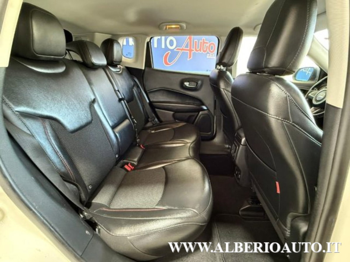 Jeep Compass 2.0 Multijet II 170 aut. 4WD Trailhawk (10)