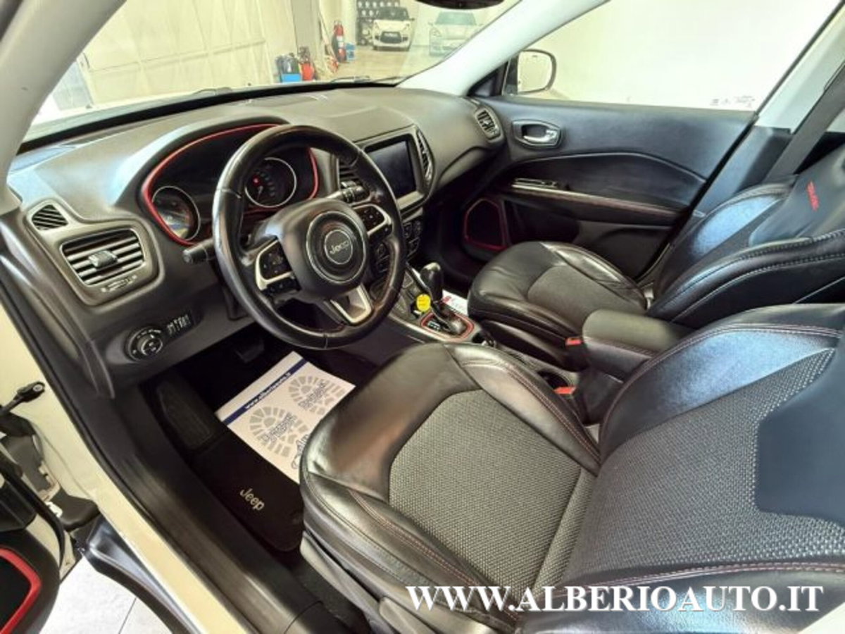 Jeep Compass 2.0 Multijet II 170 aut. 4WD Trailhawk (14)
