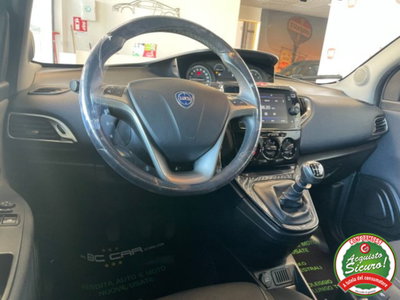 Lancia Ypsilon 1.0 FireFly 5 porte S&S Hybrid Gold Plus (13)