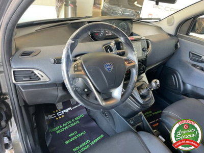 Lancia Ypsilon 1.0 FireFly 5 porte S&S Hybrid Gold Plus (7)