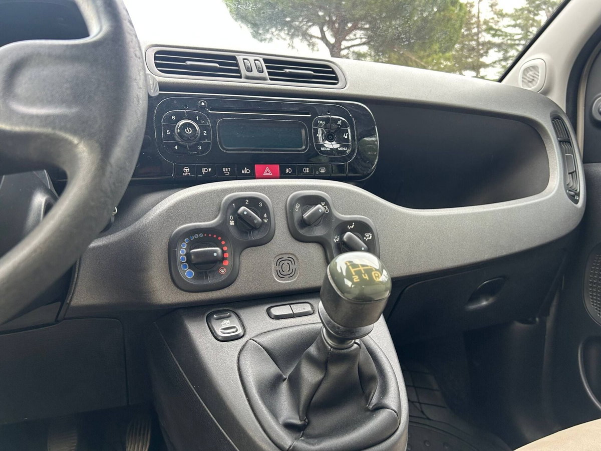 Fiat Panda 1.2 Emotion (12)