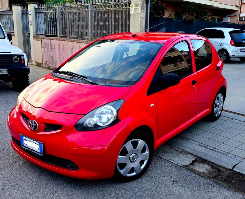 Toyota Aygo 1.0 12V VVT-i 5 porte Sol