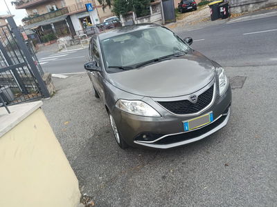 Lancia Ypsilon 1.2 69 CV 5 porte GPL Ecochic Gold usata