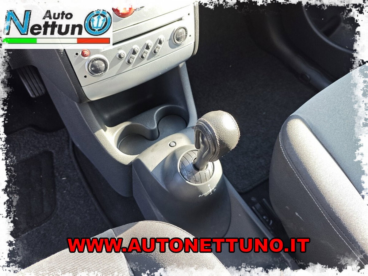 Renault Grand Modus 1.2 16V Dynamique (11)