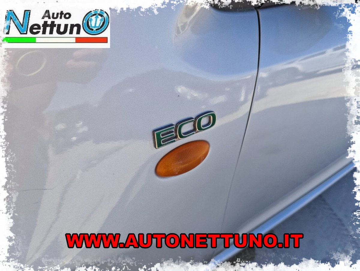 Nissan Pixo 1.0 5 porte GPL Eco Fun (8)