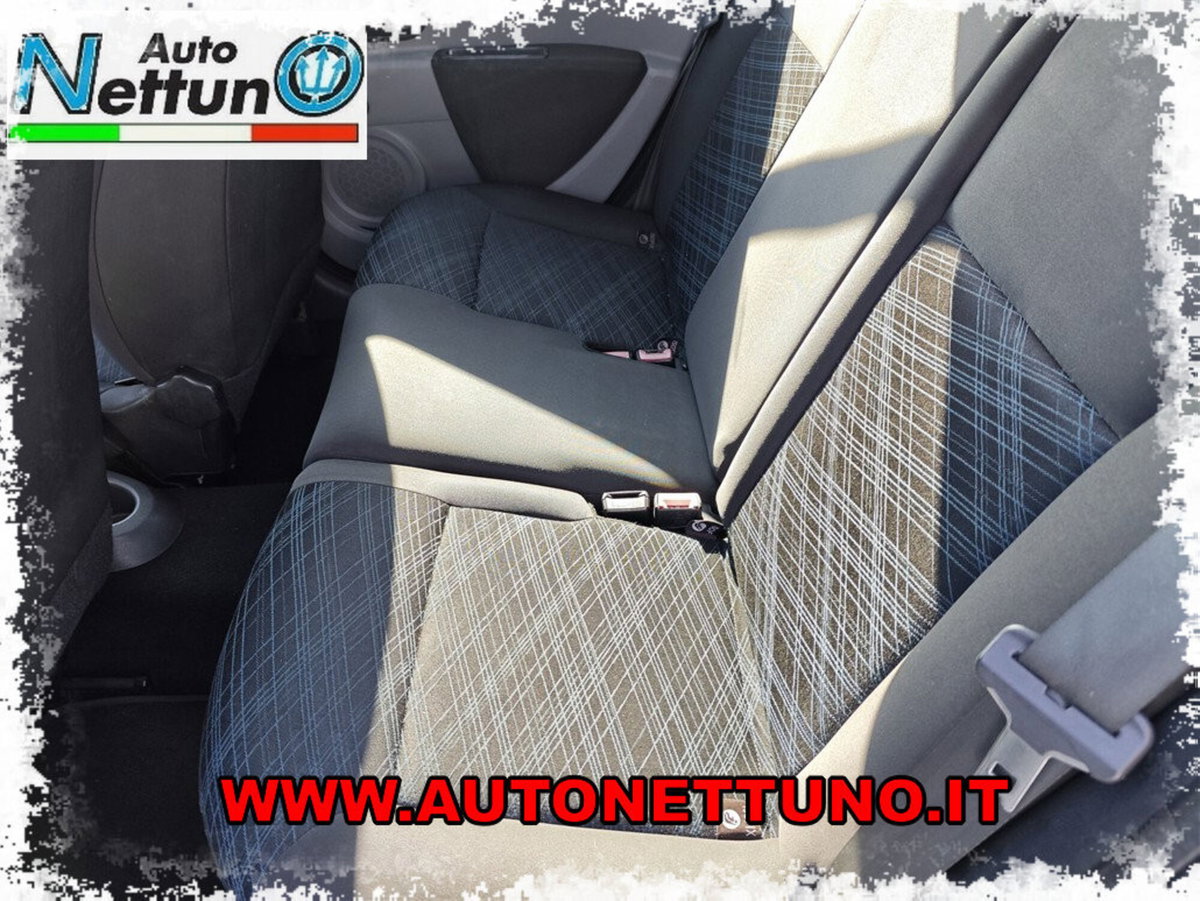Renault Clio Storia 1.2 16V 5 porte Dynamique (12)