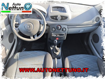 Renault Clio Storia 1.2 16V 5 porte Dynamique (17)