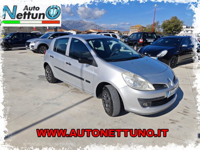 Renault Clio Storia 1.2 16V 5 porte Dynamique (3)