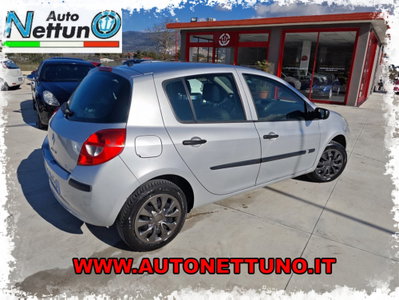 Renault Clio Storia 1.2 16V 5 porte Dynamique (4)
