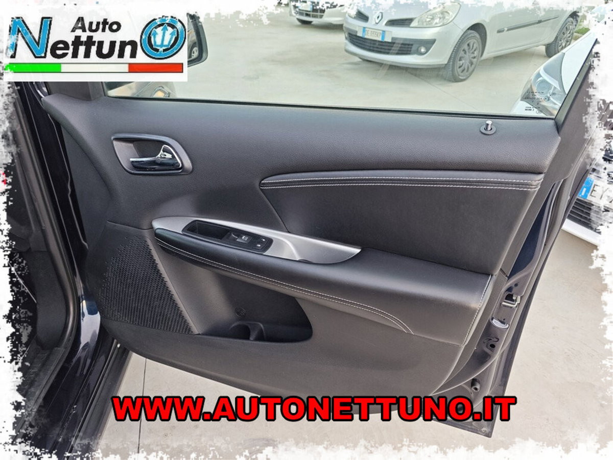 Fiat Freemont 2.0 Multijet 140 CV Lounge (9)