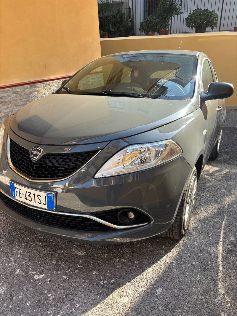 Lancia Ypsilon 1.2 69 CV 5 porte GPL Ecochic Gold