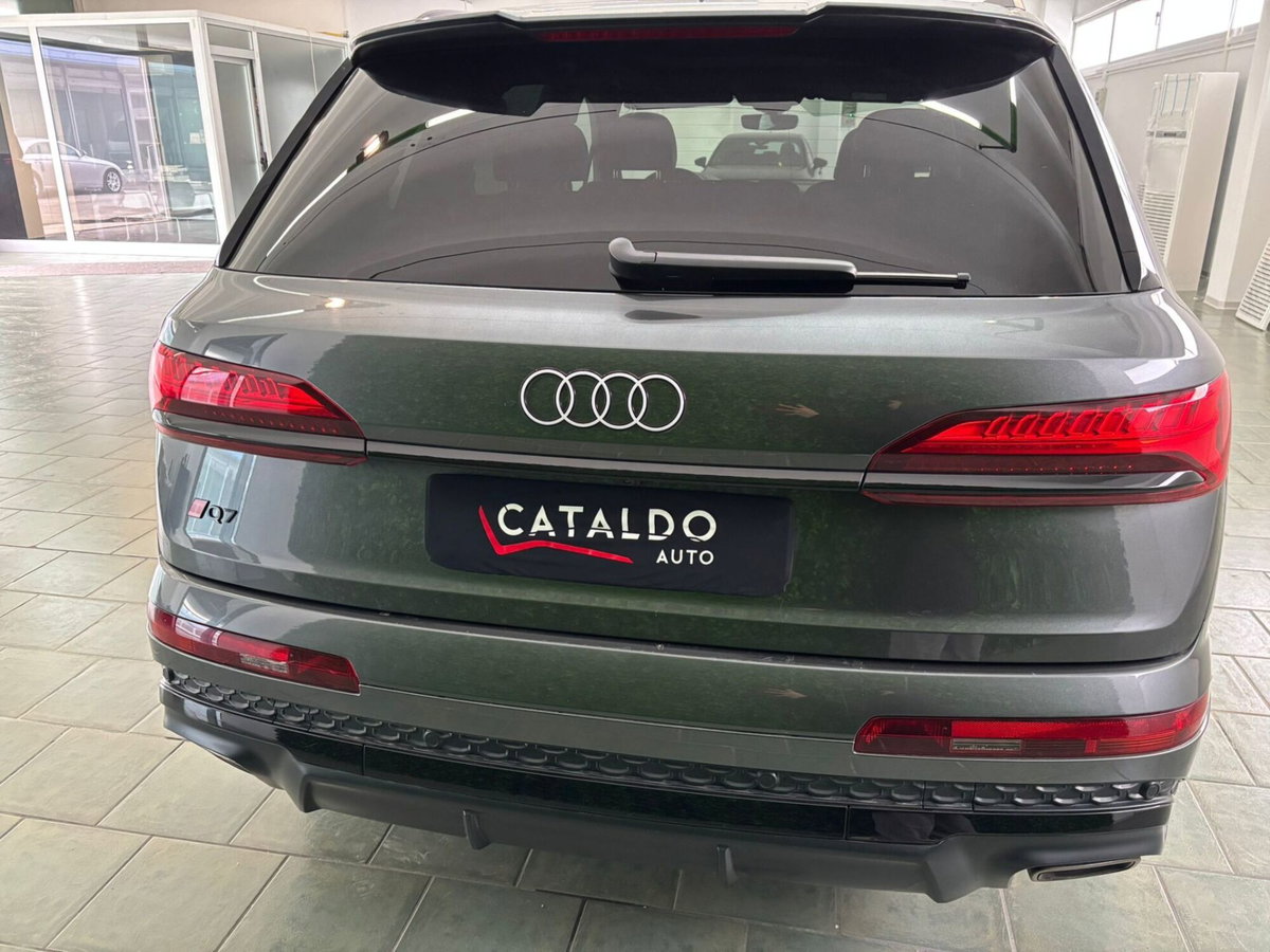 Audi Q7 50 TDI quattro tiptronic (4)