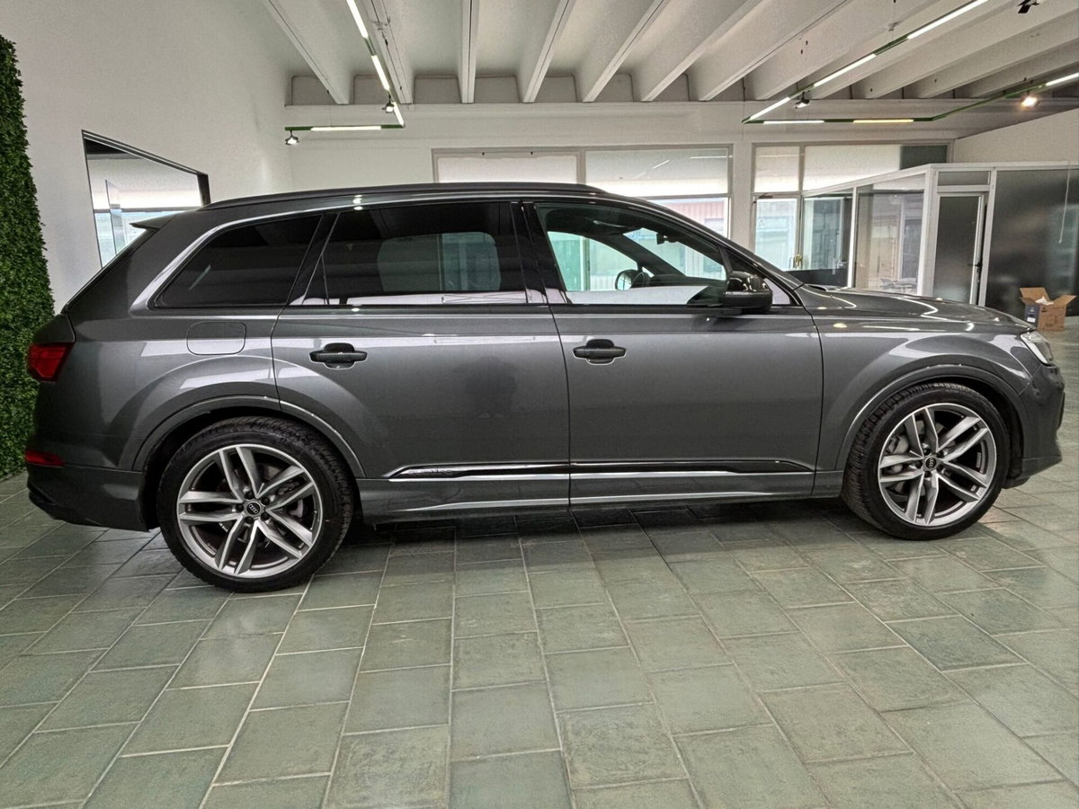 Audi Q7 50 TDI quattro tiptronic (6)