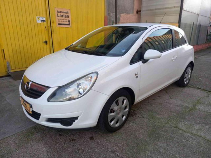Opel Corsa 1.2 3 porte Sport