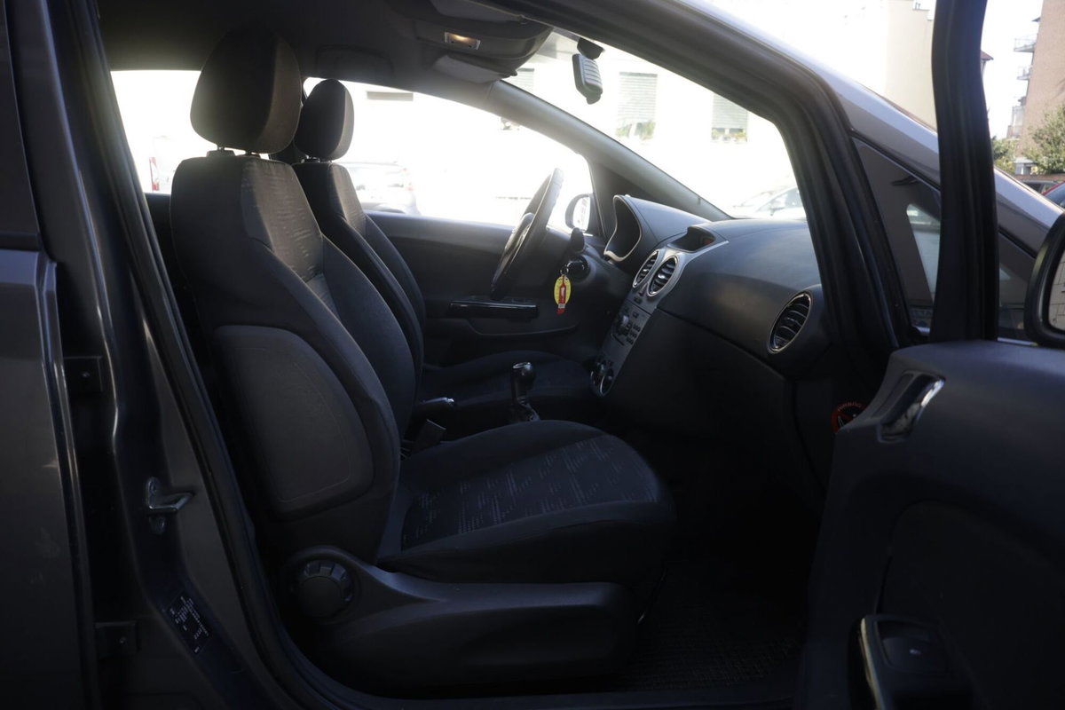 Opel Corsa 1.3 CDTI 75CV F.AP. 5 porte Cosmo (10)