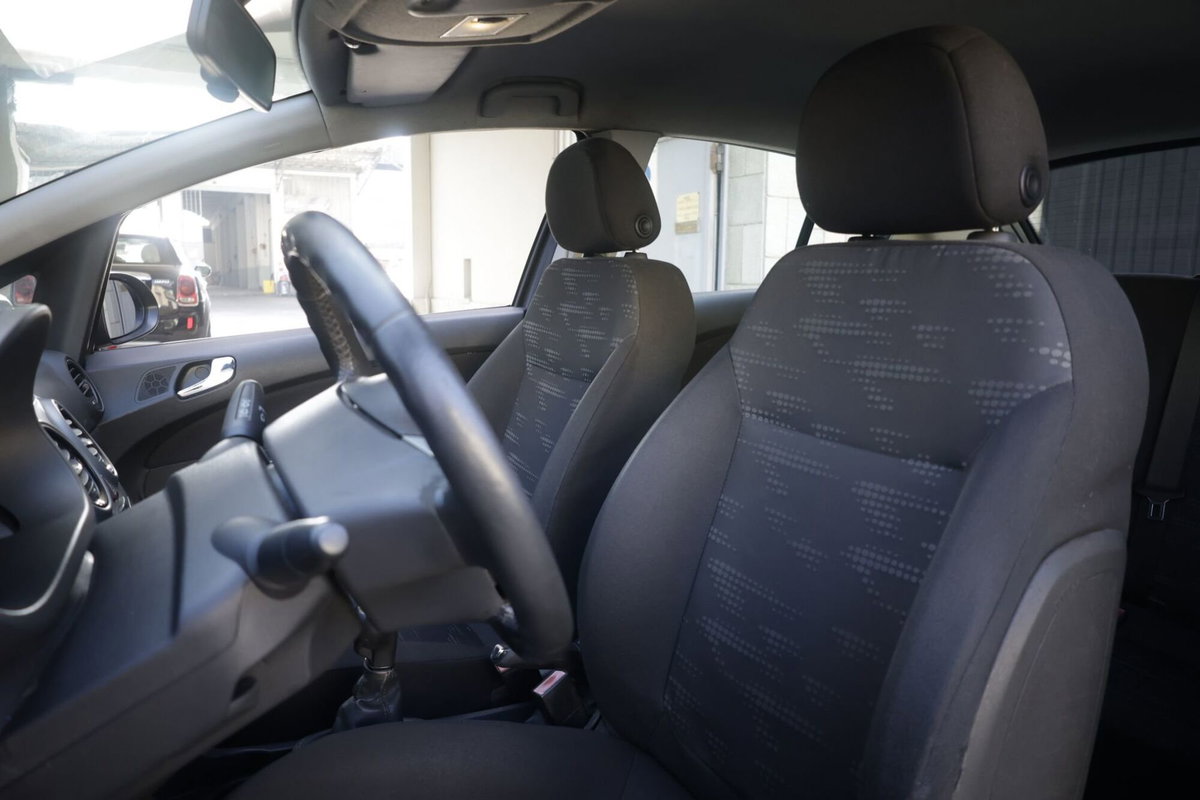 Opel Corsa 1.3 CDTI 75CV F.AP. 5 porte Cosmo (16)