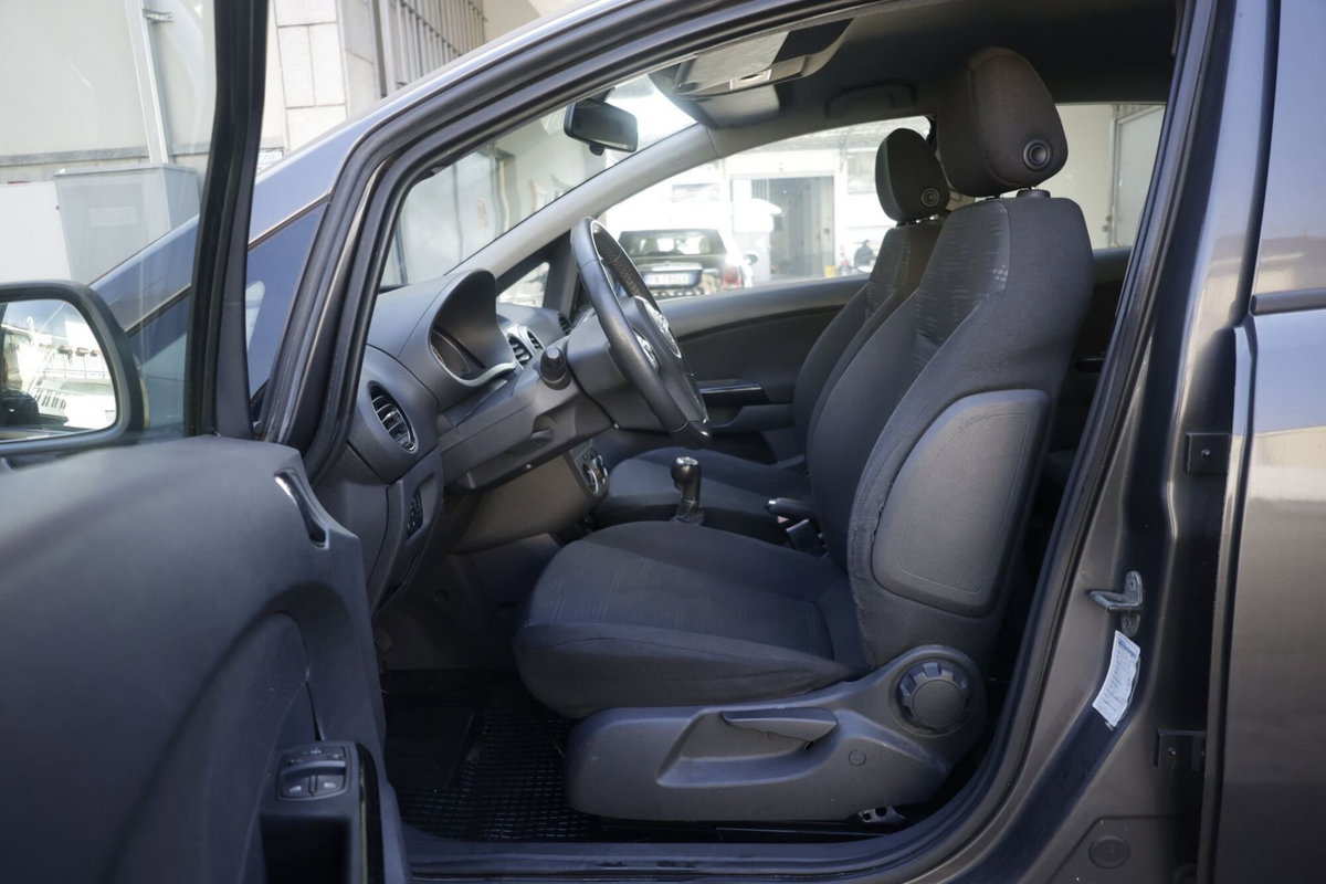 Opel Corsa 1.3 CDTI 75CV F.AP. 5 porte Cosmo (17)