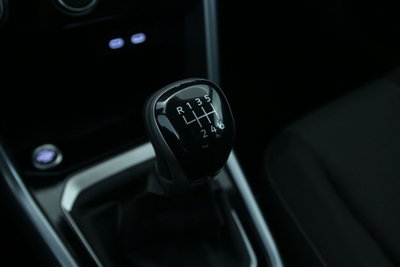 Volkswagen T-Roc 1.0 tsi Edition 115cv (15)