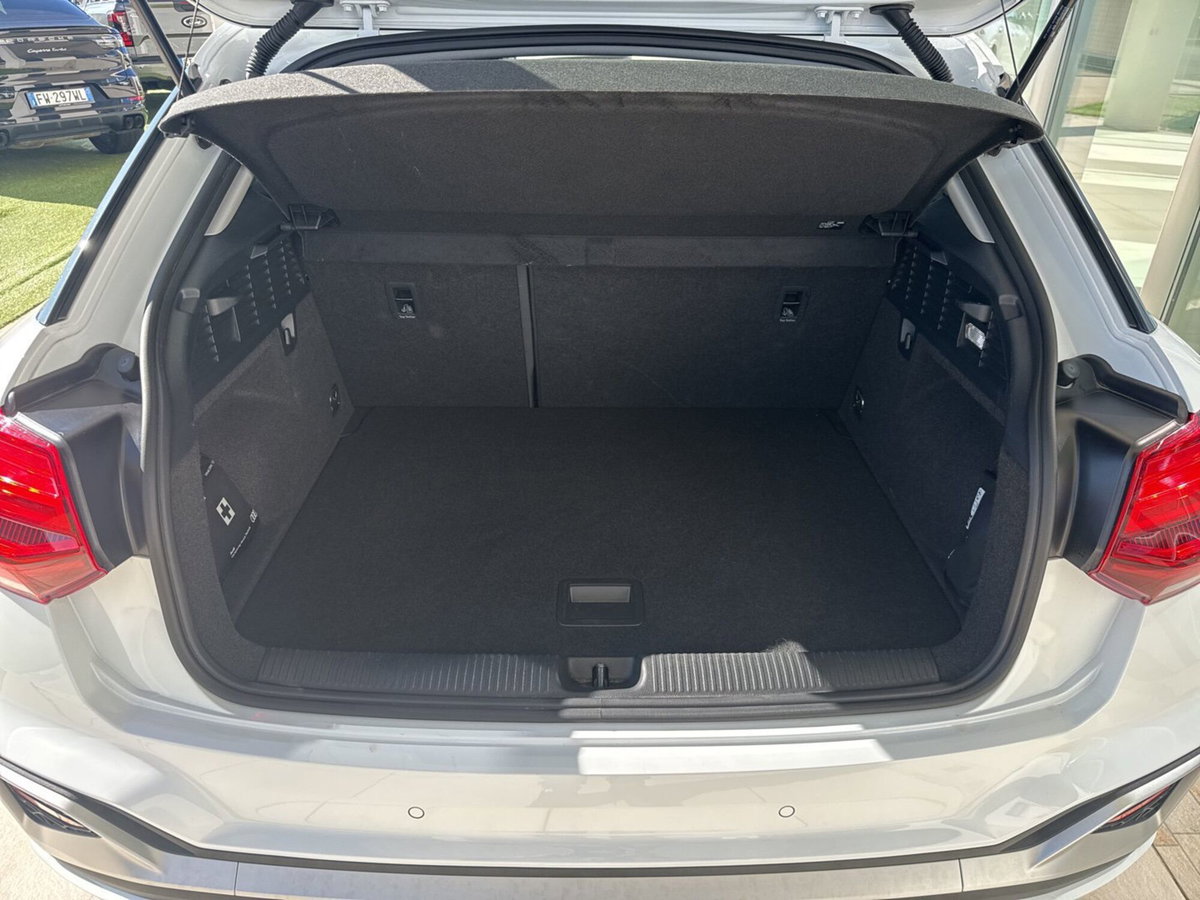 Audi Q2 Q2 35 TDI quattro S tronic S line Edition (11)