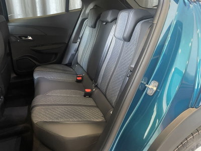 Peugeot 2008 1.2 puretech Active s&s 100cv (10)