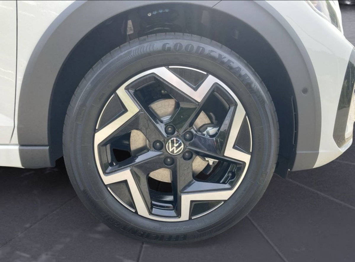 Volkswagen Taigo 1.5 tsi R-Line 150cv dsg (5)